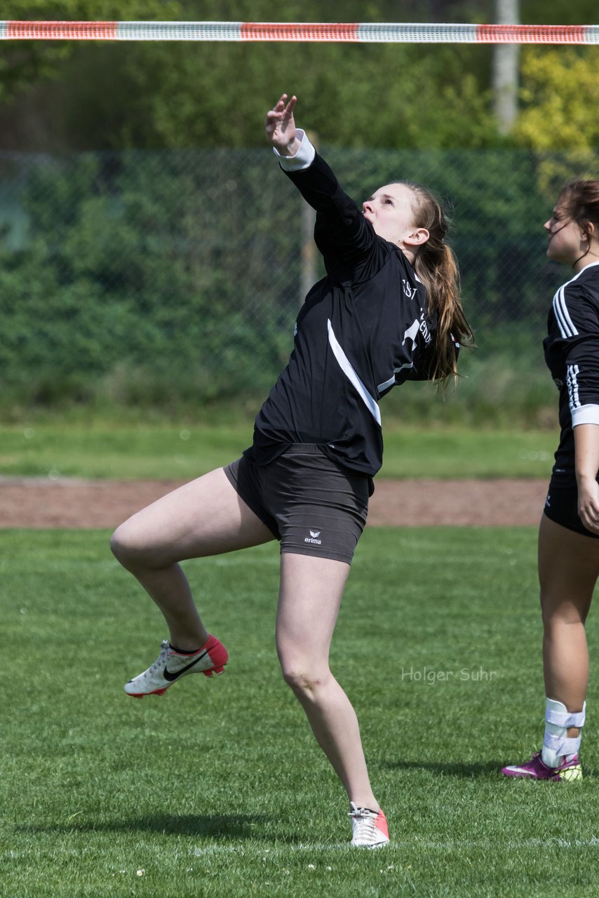 Bild 380 - Faustball Frauen Wiemersdorf